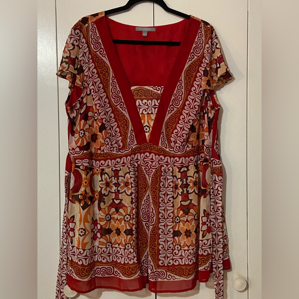 NY Collection Red and Orange Patterned Blouse